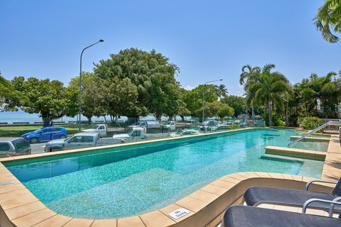 Vision Apartments - Tourism Cairns 11