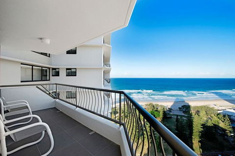 ULTIQA Beach Haven On Broadbeach - Tourism Cairns 5