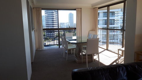 De Ville Apartments - Tourism Cairns 5