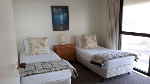 De Ville Apartments - Tourism Cairns 6