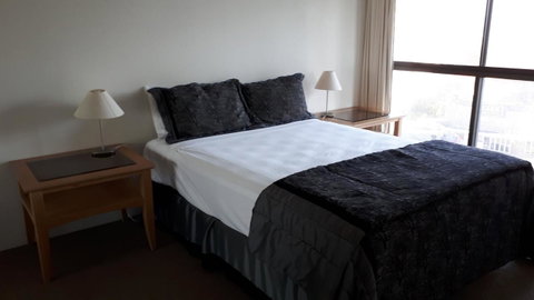 De Ville Apartments - Tourism Cairns 7