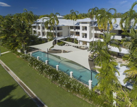 Mandalay Luxury Beachfront Apartments - Tourism Cairns 1