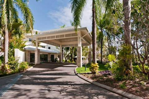 Mandalay Luxury Beachfront Apartments - Tourism Cairns 7