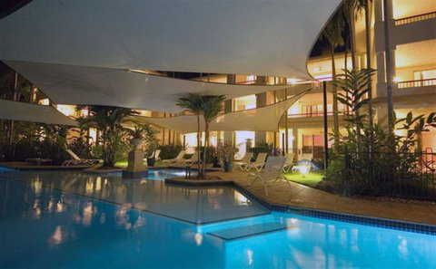 Mandalay Luxury Beachfront Apartments - Tourism Cairns 11