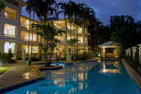 Mandalay Luxury Beachfront Apartments - Tourism Cairns 10