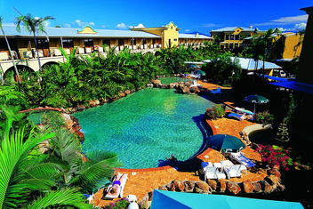 Palm Royale Cairns with Tourism Cairns