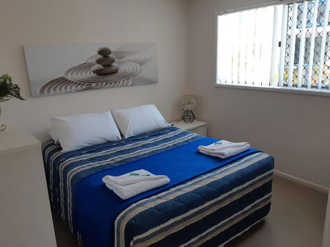 Surfers Beach Resort One - Tourism Cairns 7