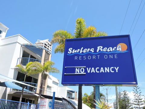 Surfers Beach Resort One - Tourism Cairns 37
