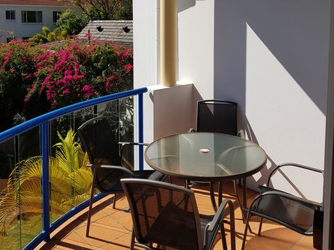 Surfers Beach Resort One - Tourism Cairns 20
