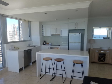 Golden Sands On The Beach - Absolute Beachfront Apartments - Tourism Cairns 22
