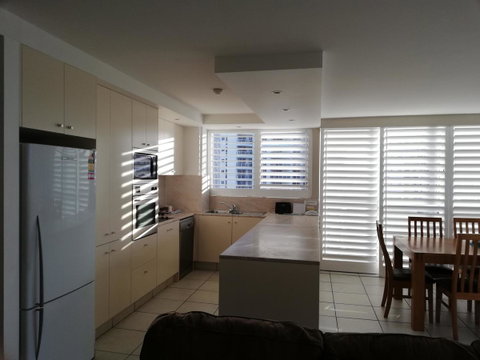 Golden Sands On The Beach - Absolute Beachfront Apartments - Tourism Cairns 36