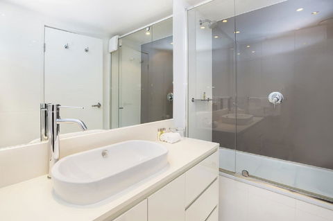Gold Coast Private Apartments - H Residences, Surfers Paradise - Tourism Cairns 31