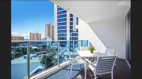 Gold Coast Private Apartments - H Residences, Surfers Paradise - Tourism Cairns 35
