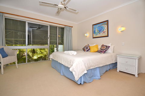 Raintrees Moffat Beach - Tourism Cairns 4