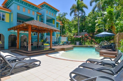 Le Cher Du Monde Adults Only - Tourism Cairns 0