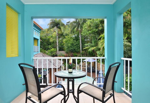 Le Cher Du Monde Adults Only - Tourism Cairns 27