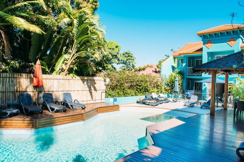 Le Cher Du Monde Adults Only - Tourism Cairns 7
