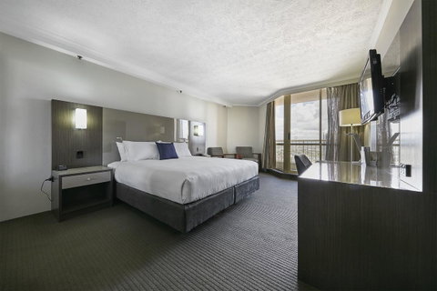 Novotel Surfers Paradise - Tourism Cairns 6