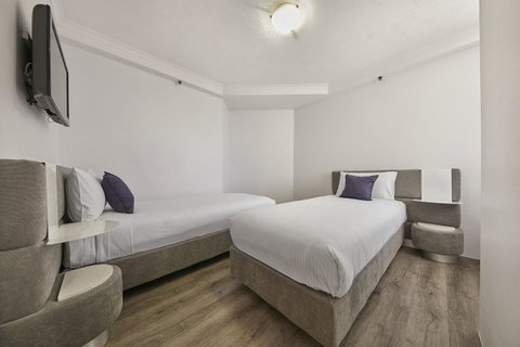 Novotel Surfers Paradise - Tourism Cairns 23