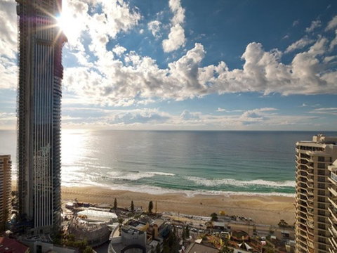 Novotel Surfers Paradise - Tourism Cairns 35