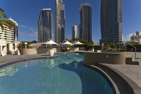 Novotel Surfers Paradise - Tourism Cairns 17