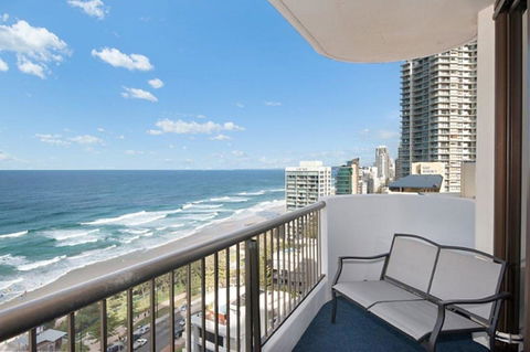 Surfers International Apartments - Tourism Cairns 7