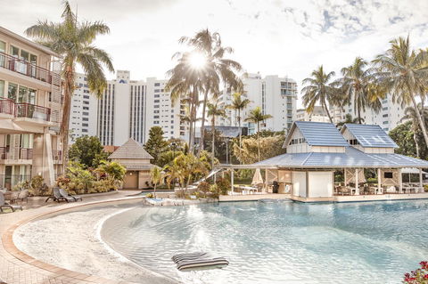 Novotel Cairns Oasis Resort - Tourism Cairns 1
