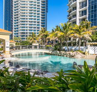 PeepSleep Chevron Towers - Tourism Cairns