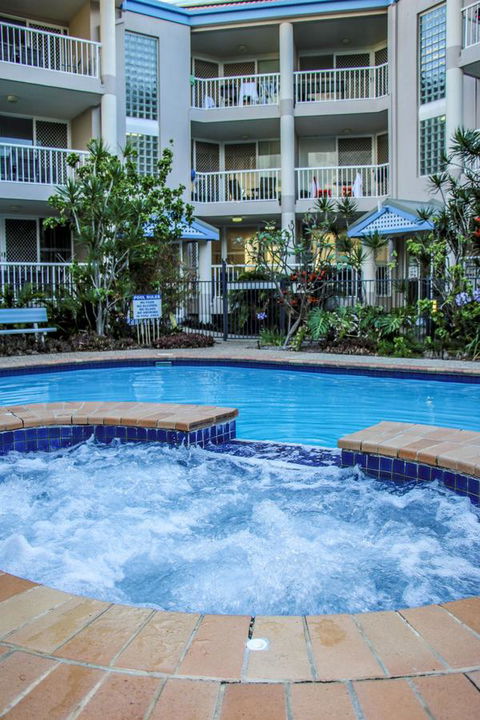 Surfers Beach Holiday Apartments - Tourism Cairns 6