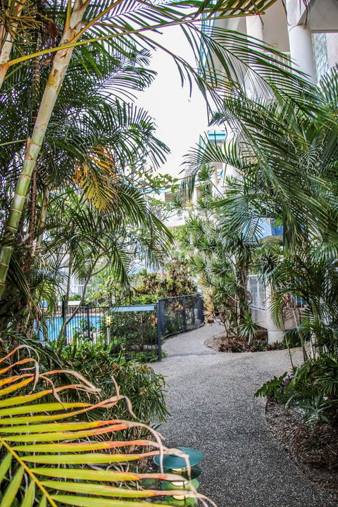 Surfers Beach Holiday Apartments - Tourism Cairns 11