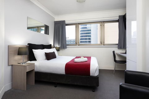 George Williams Hotel - Tourism Cairns 5