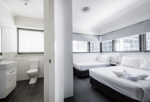 George Williams Hotel - Tourism Cairns 32