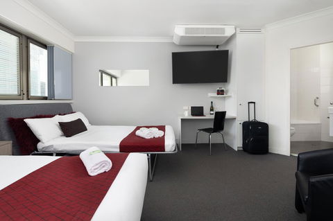 George Williams Hotel - Tourism Cairns 7