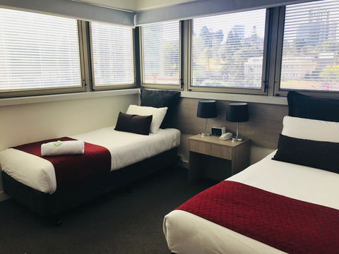 George Williams Hotel - Tourism Cairns 14