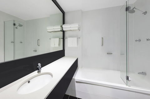 Vibe Hotel Gold Coast - Tourism Cairns 13