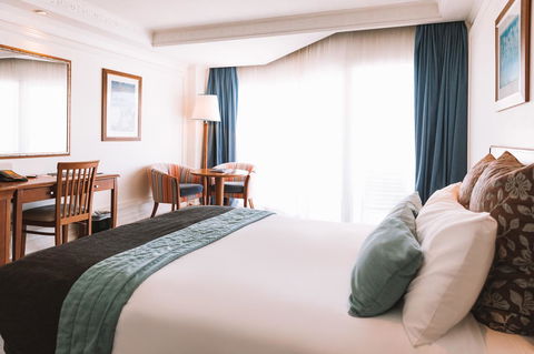 Pullman Cairns International - Tourism Cairns 18