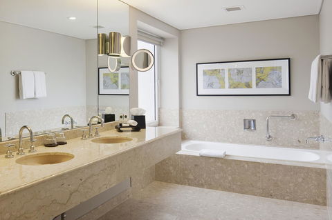 Sofitel Brisbane Central - Tourism Cairns 14