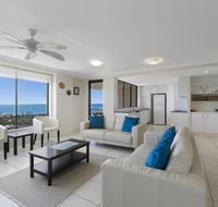 Burgess  Kings Beach Apartments - Tourism Cairns