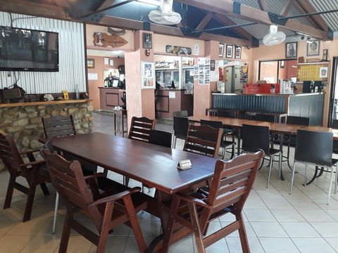 Speewah Country Tavern - Tourism Cairns 12