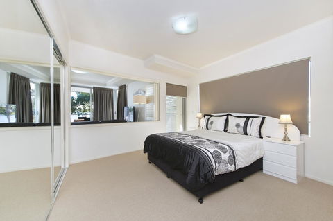 On The Bay Apartments - Tourism Cairns 22
