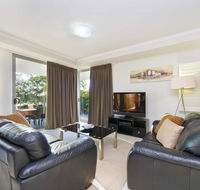 On the Bay Apartments - Tourism Cairns