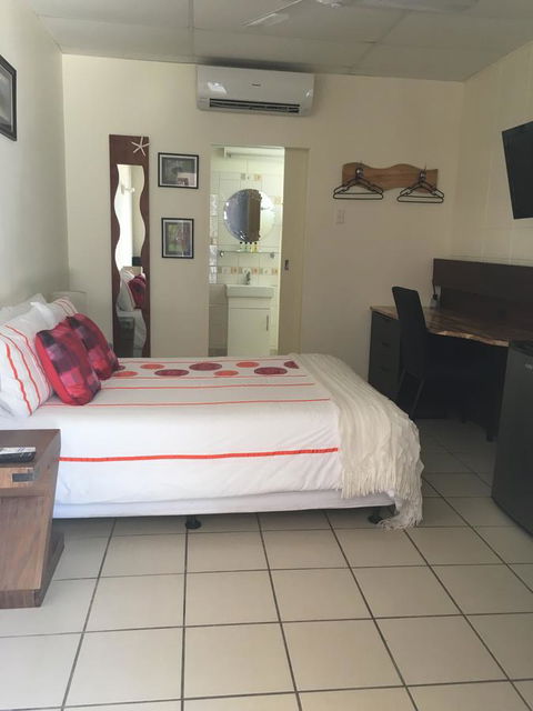 Black Marlin Motel - Tourism Cairns 23