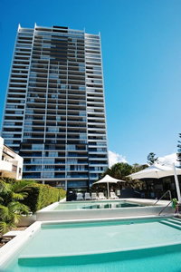 Ultra Broadbeach