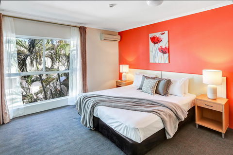 Coral Tree Inn - Tourism Cairns 1