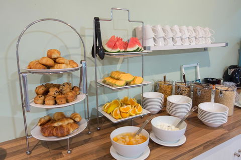 Coral Tree Inn - Tourism Cairns 17