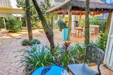 Coral Tree Inn - Tourism Cairns 10