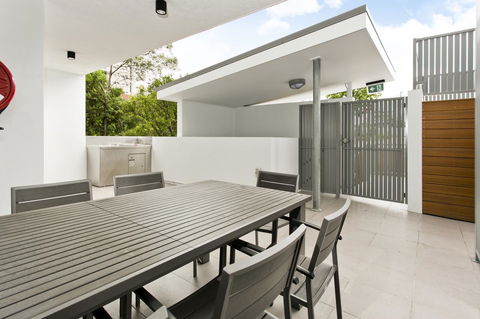 Arise Princess Regent Apartments - Tourism Cairns 13