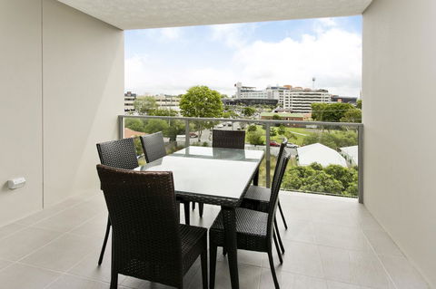 Arise Princess Regent Apartments - Tourism Cairns 10