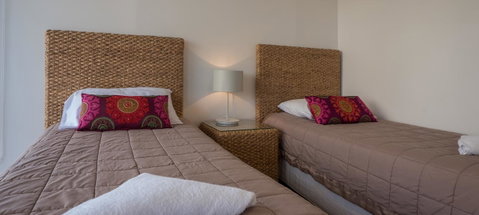 Norfolk Luxury Beachfront Apartments - Tourism Cairns 32