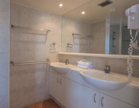 Norfolk Luxury Beachfront Apartments - Tourism Cairns 29